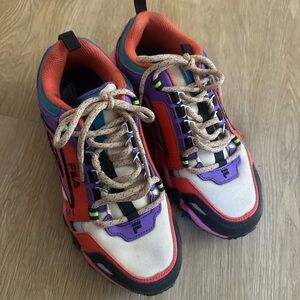 Fila women’s tennis shoes